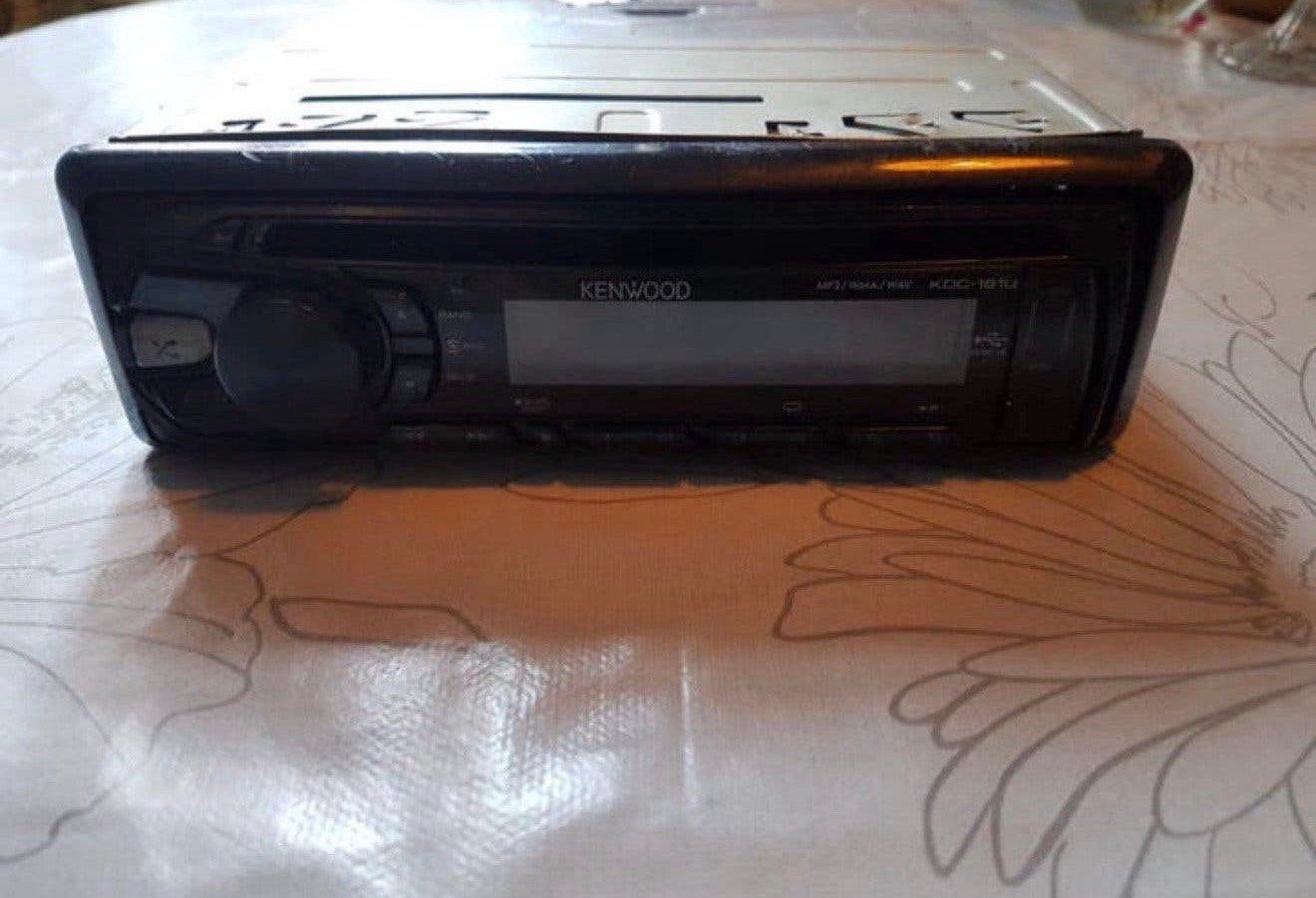 autoradio Kenwood KDC-161U, Auto diversen, Autoradio's, Ophalen of Verzenden, Zo goed als nieuw