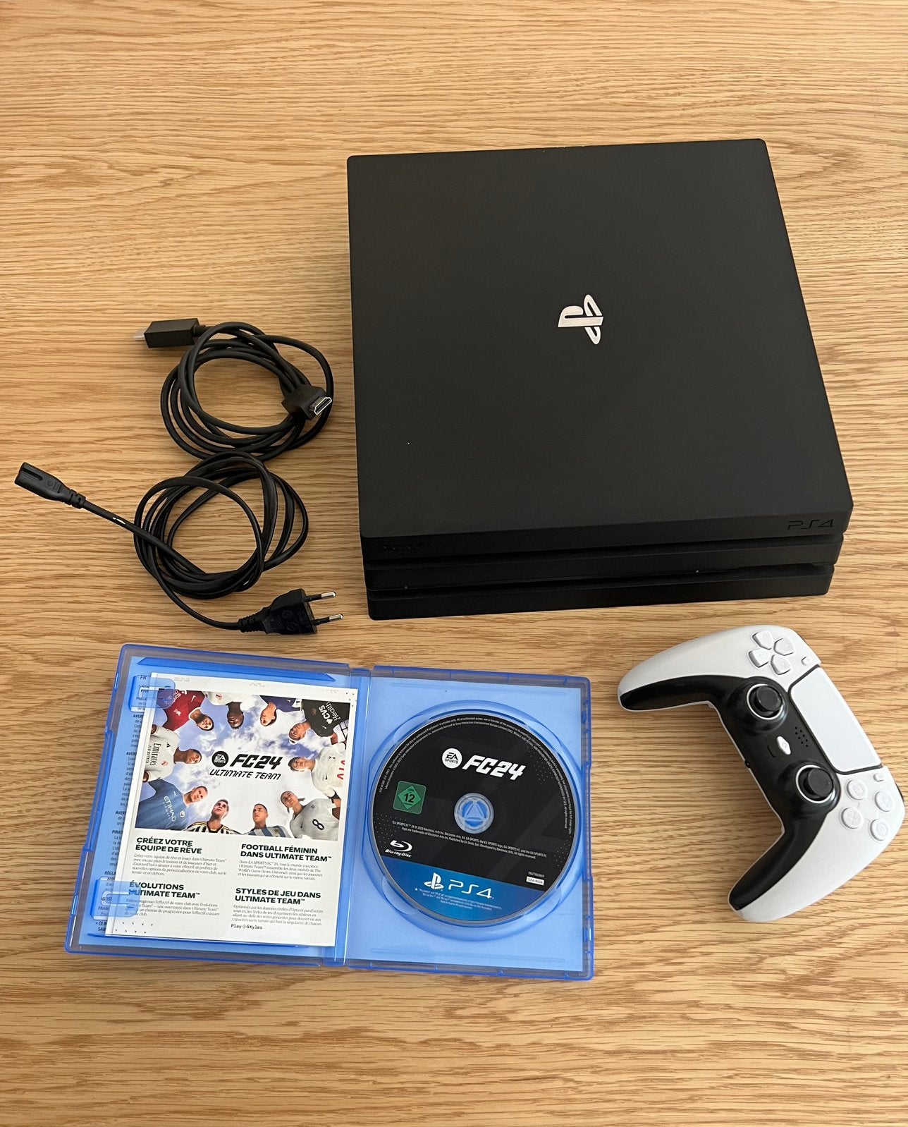 PlayStation 4 Pro - 1 Tb, Games en Spelcomputers, Ophalen of Verzenden, Zo goed als nieuw, 1 TB, Pro