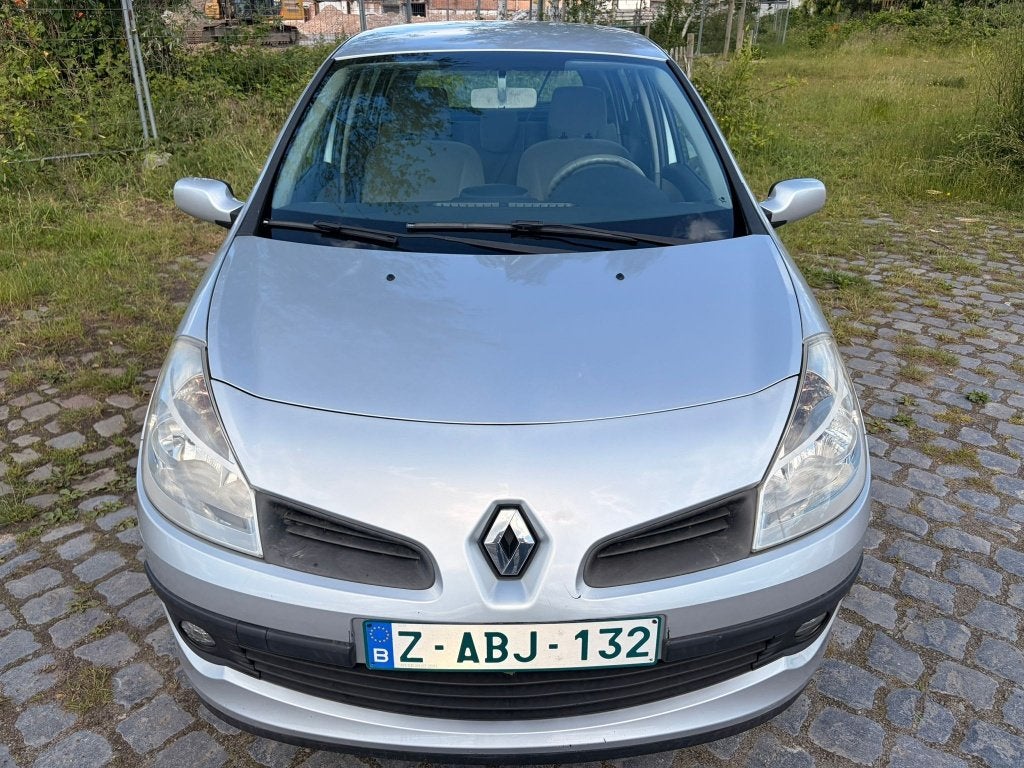 Renault Clio 1.6 Benzine AUTOMAAT (2005) – keuring+CarPass, Auto's, Automaat, 4 deurs, Bedrijf, Stadsauto
