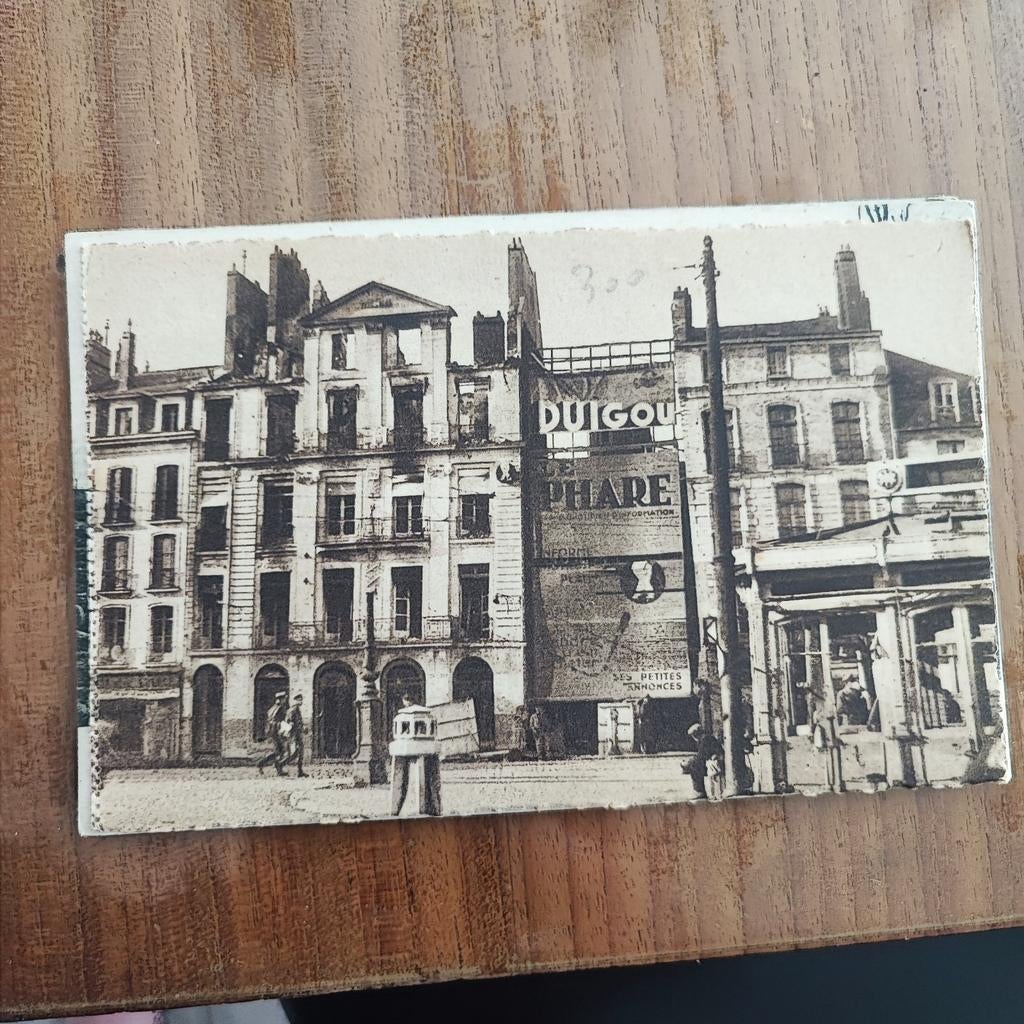 Nantes après les bombardements  hotel du phare, Ophalen of Verzenden