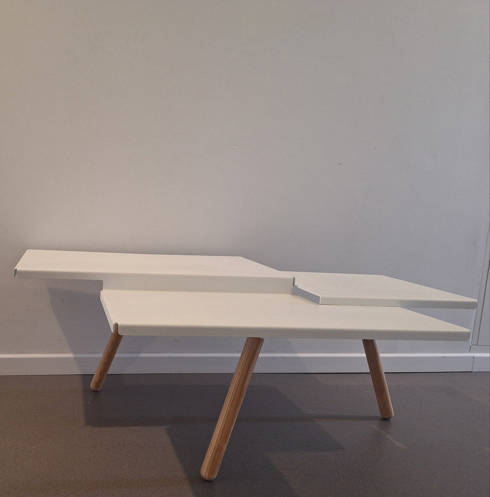 Salontafel - tablefields Frederik Roije, Maison & Meubles, Accessoires pour la Maison | Étagères murales & Rayons de bibliothèque