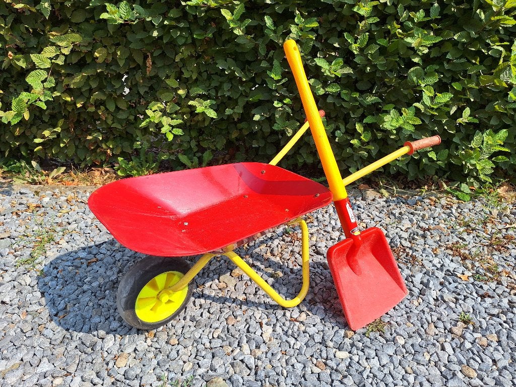 kruiwagen voor kinderen + schep, Ophalen, Gebruikt