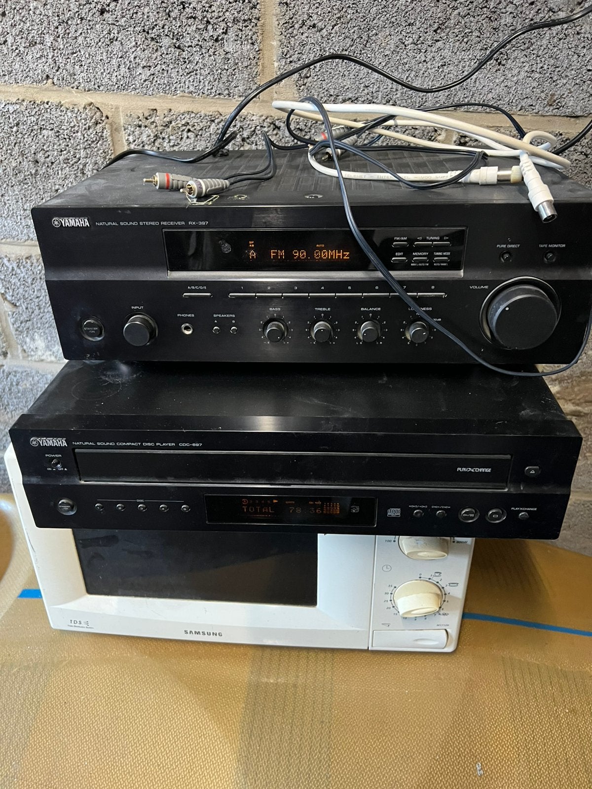 Versterker en cd speler 5 cd yamaha, TV, Hi-fi & Vidéo, Enlèvement, Utilisé