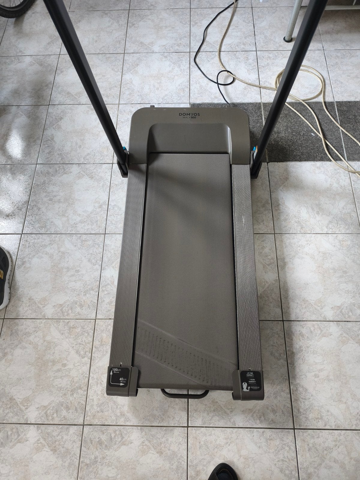 Tapis de marche Domyos, Sports & Fitness, Appareils de fitness, Utilisé, Tapis roulant, Jambes, Métal, Enlèvement