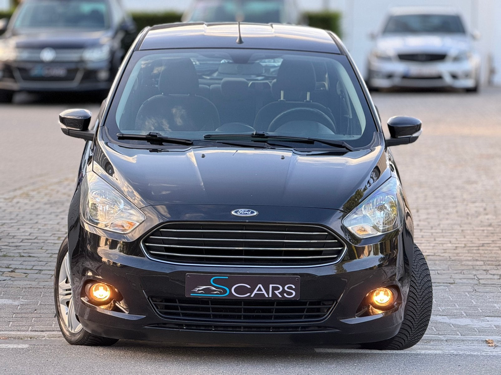 FORD KA+ – 5 DEURS – AIRCO – Garantie **, Auto's, Voorwielaandrijving, Euro 6, Ka, Zwart
