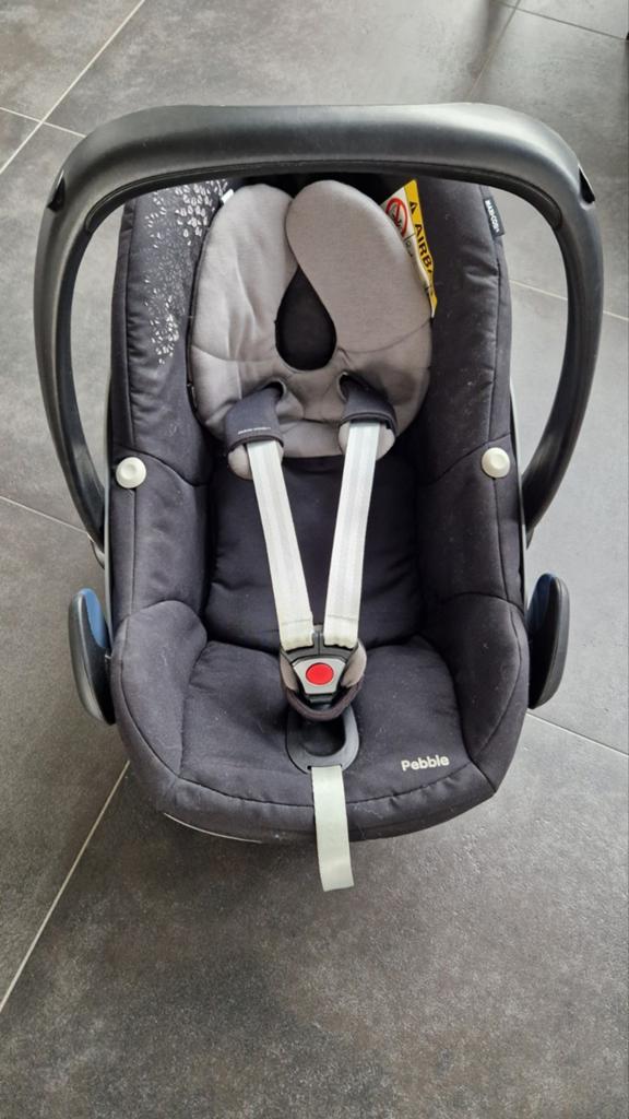 Maxi Cosi Pebble + onderstel met isofix, Kinderen en Baby's, Autostoeltjes, Ophalen, Gebruikt, Isofix, 0 t/m 13 kg