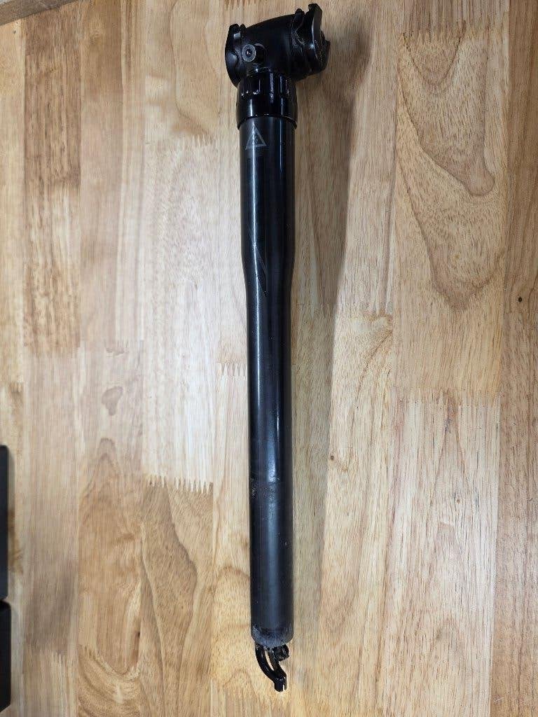Specialized command post carbon 27,2mm, Fietsen en Brommers, Ophalen, Gebruikt, Mountainbike, Carbon