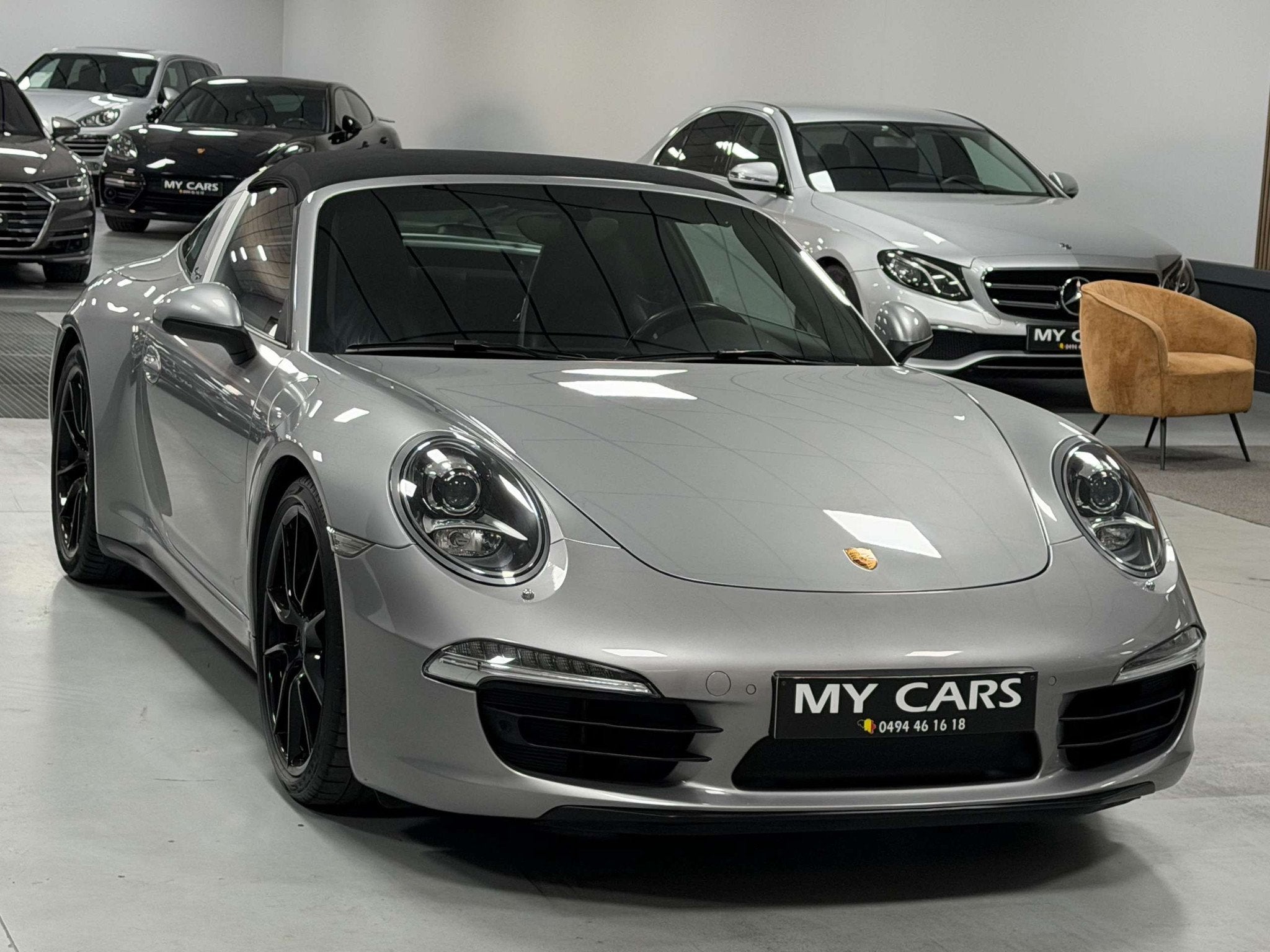 Porsche TARGA 911 Carrera 4 3.4i PDK - NAVIGATION - CAMERA -, Automaat, Gebruikt, https://public.car-pass.be/vhr/14e7fb17-c6c0-4bd9-898b-b254b967094f