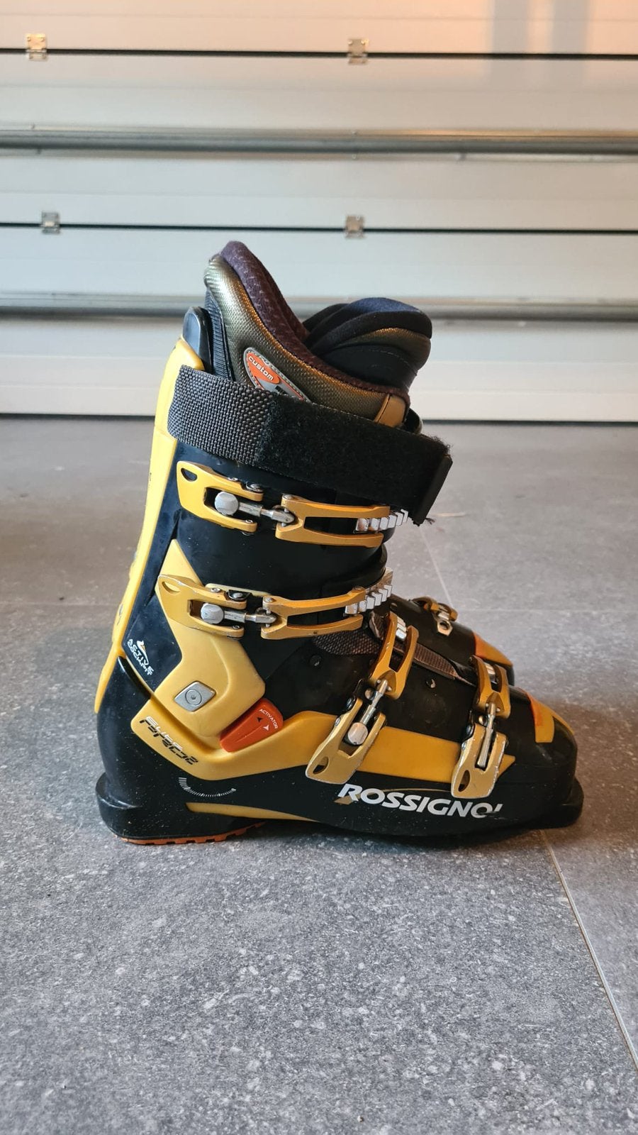 skis Atomic + chaussures Rossignol – 170 cm / Mondo 29-29,5, 160 à 180 cm, Skis, Enlèvement, Utilisé