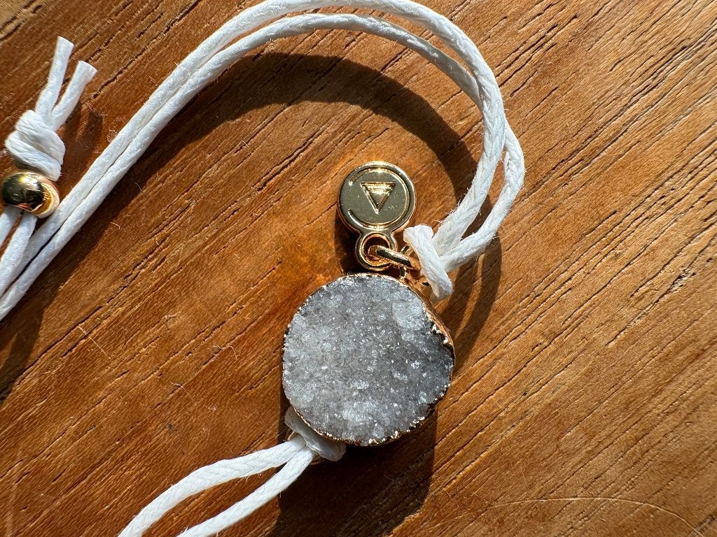 Atelier Clash Armband Wit met Druzy Agaat Edelsteen, Ophalen of Verzenden, Nieuw