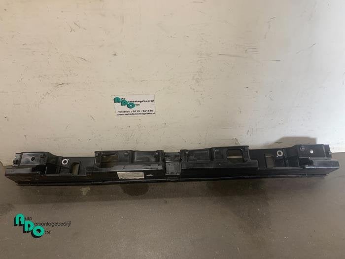 Cadre pare-chocs arrière d'un Volkswagen Transporter (Trans, Volkswagen, -, 3 mois de garantie, Utilisé