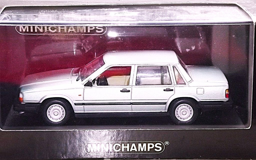 Volvo 740 GL 1986 - Echelle 1:43, Enlèvement ou Envoi, Neuf, Voiture, MiniChamps