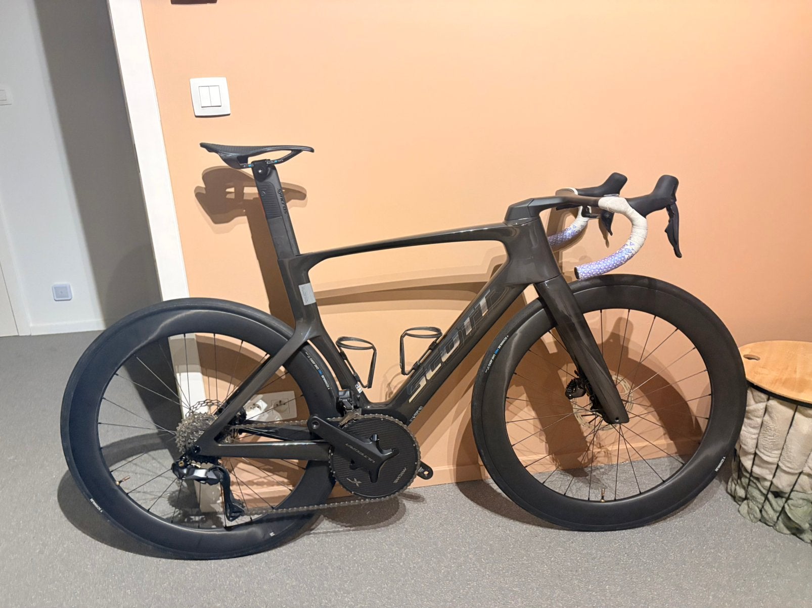 Scott Foil RC10 2026 Ultegra di2 12sp Black - M / 54, 28 inch, Carbon, Heren, Zo goed als nieuw