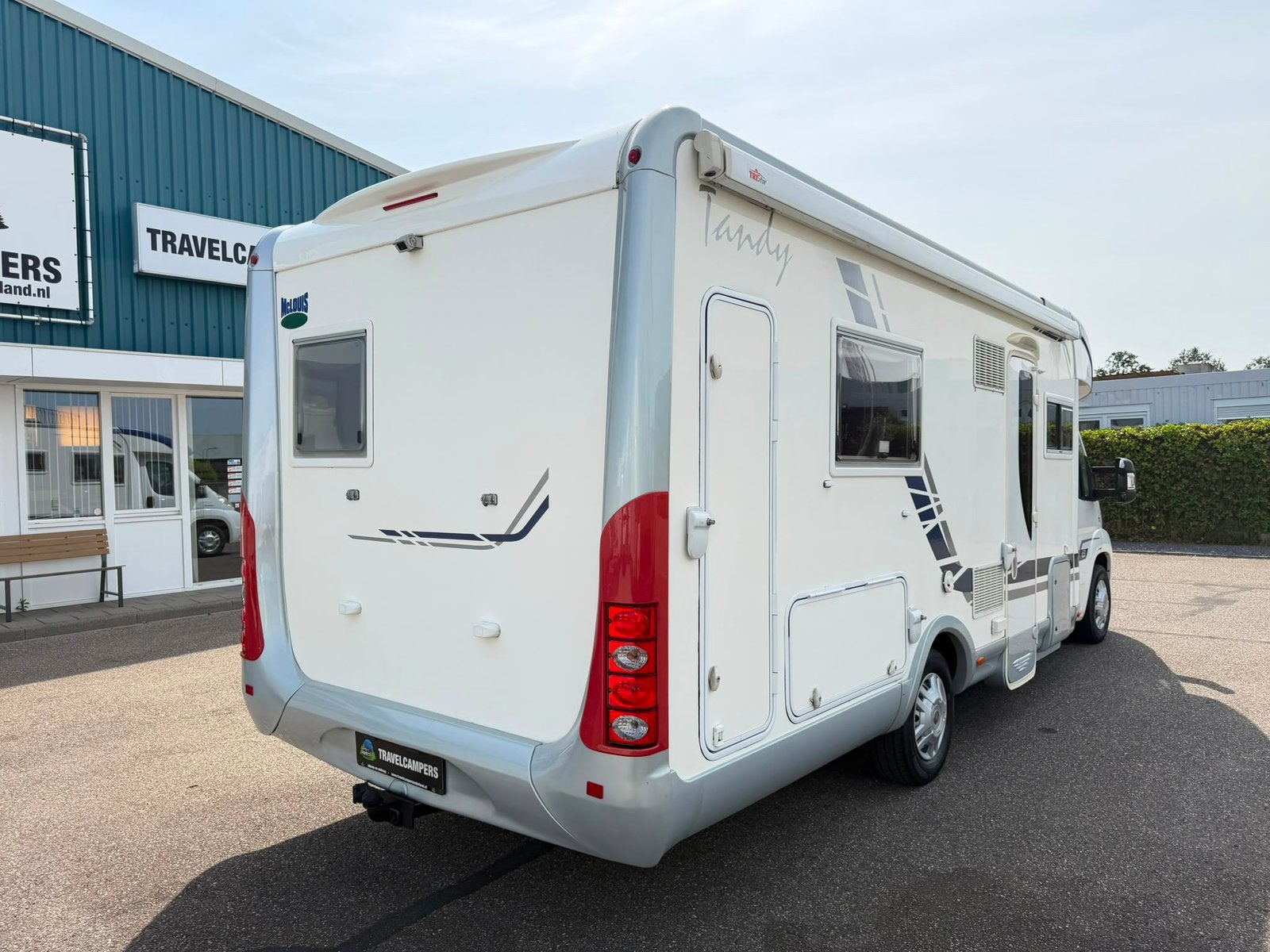 McLouis Tandy 650 | 2011| Zeer compleet uitgerust | Airco, Caravans en Kamperen, Mobilhomes, Ringverwarming, Fiat, Bedrijf, Half-integraal