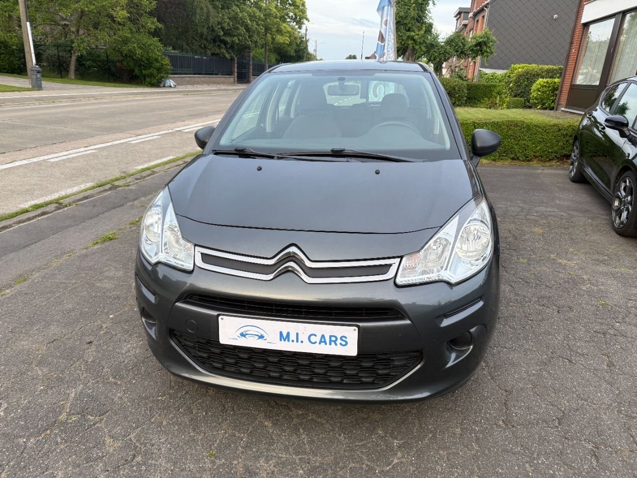 Citroën C3 1.0 (bj 2016), Voorwielaandrijving, Stof, Start-stop-systeem, Bedrijf