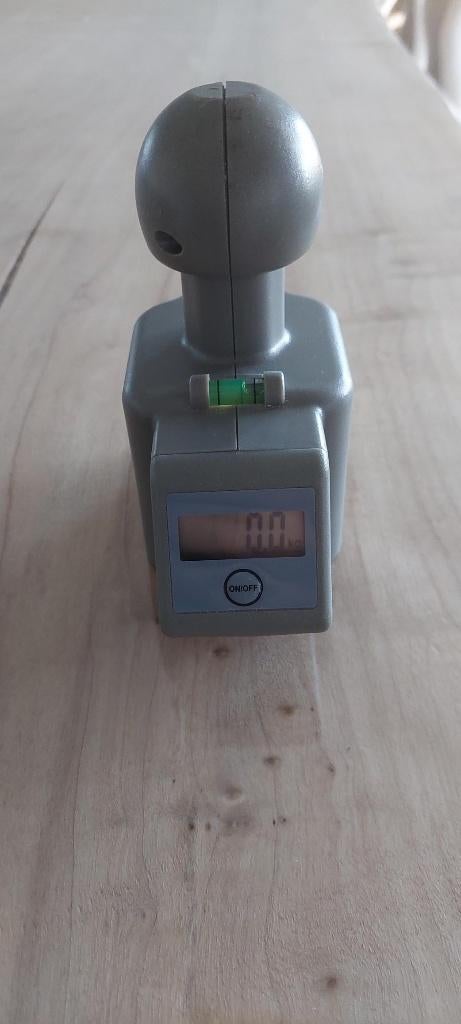 Kogeldrukmeter digitaal met waterpas - zo goed als nieuw, Ophalen of Verzenden, Zo goed als nieuw