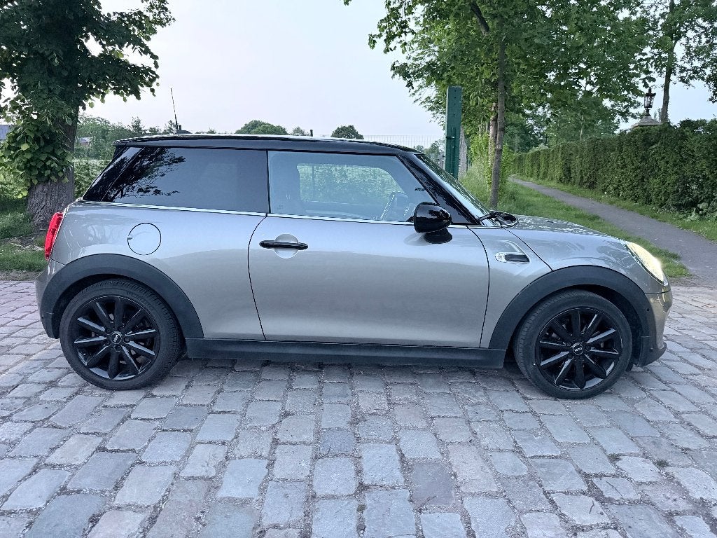 MINI Cooper 3-deurs Facelift|41.400 km|Pano|CarPlay|Topstaat, Auto's, Mini, Handgeschakeld, Particulier, Parkeersensor, Cooper