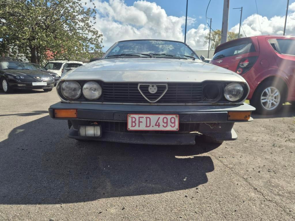 ALFA ROMEO GTV 2L TWINSPARK A RESTAURER OU POUR PIECES, Autos, Alfa Romeo, Entreprise, GTV, Essence, Coupé, 3 portes, Boîte manuelle