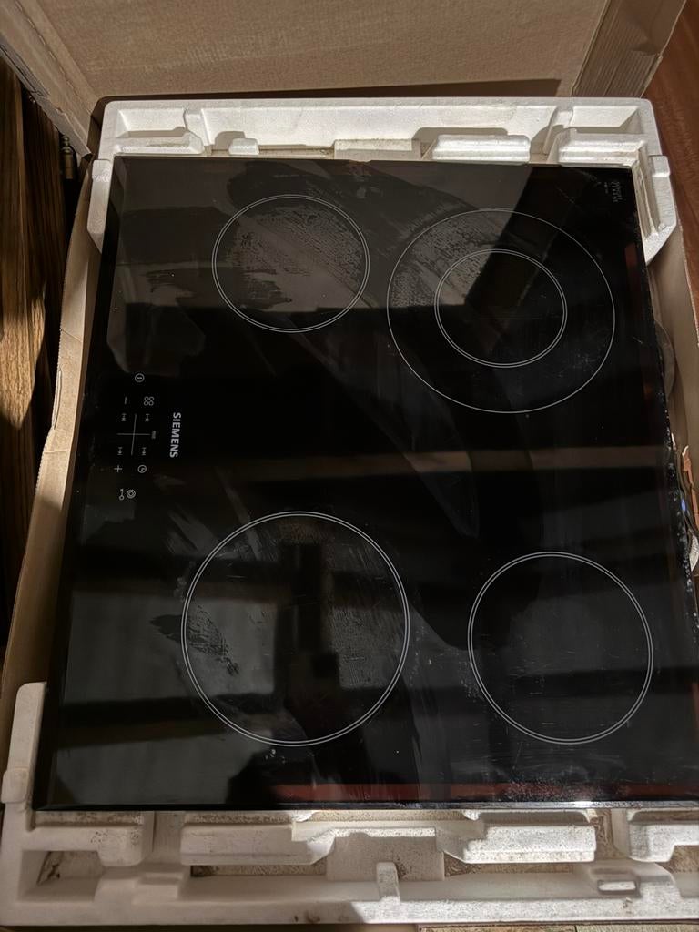 Siemens kookplaat, Electroménager, Cuisinières, 4 zones de cuisson, Encastré, Comme neuf, Enlèvement