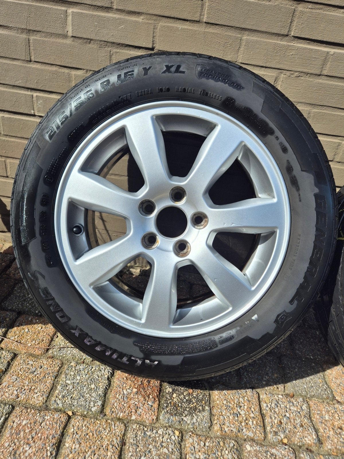 Velgen + banden Volvo V60 / XC 60, Auto-onderdelen, Banden en Velgen, Ophalen, 16 inch, Banden en Velgen, Personenwagen