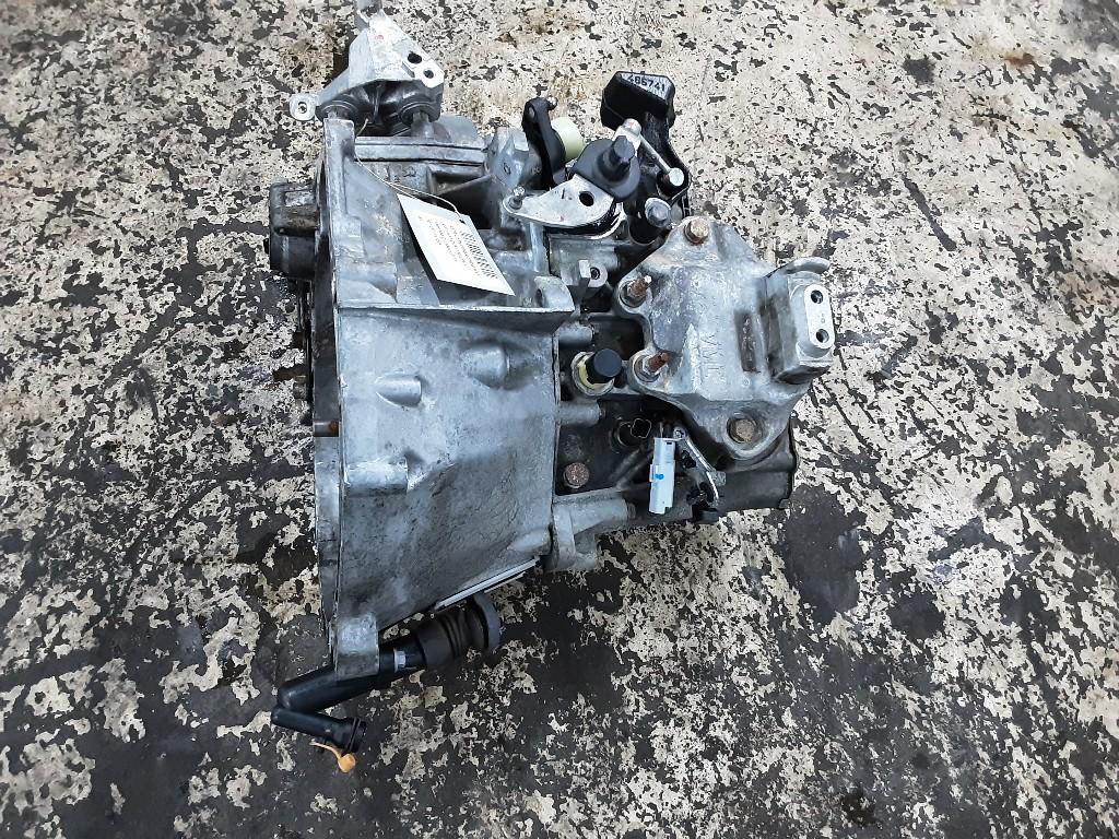 VERSNELLINGSBAK SCHAKEL Berlingo Multispace (9805625610), Gebruikt, Citroën, Mevr. I. Hauben, Rue de l'Espoir 34 34
4030  GRIVEGNÉE, BE