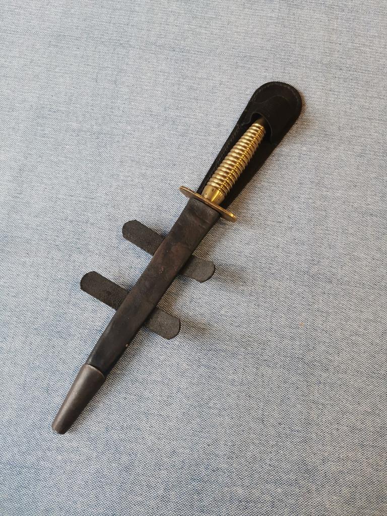 Couteau de combat anglais., Collections, Enlèvement ou Envoi