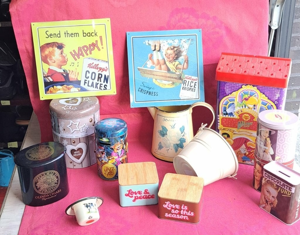 vintage én retro emaille, petroleumkan, spaarpot, doosjes..., Enlèvement ou Envoi
