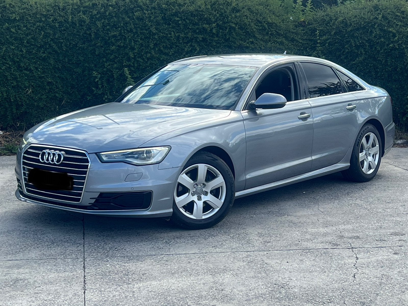 Audi A6 TDI ultra exclusive EURO6 130000km, Argent ou Gris, Euro 6, Noir, Particulier