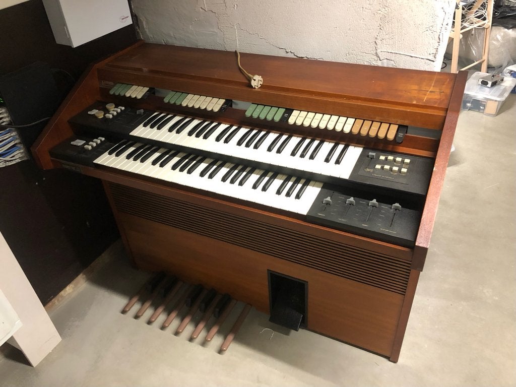 Orgue Eminent 510 (310 Universe + octave supplémentaire), Musique & Instruments, Orgues, Utilisé, Orgue, 3 claviers, Enlèvement