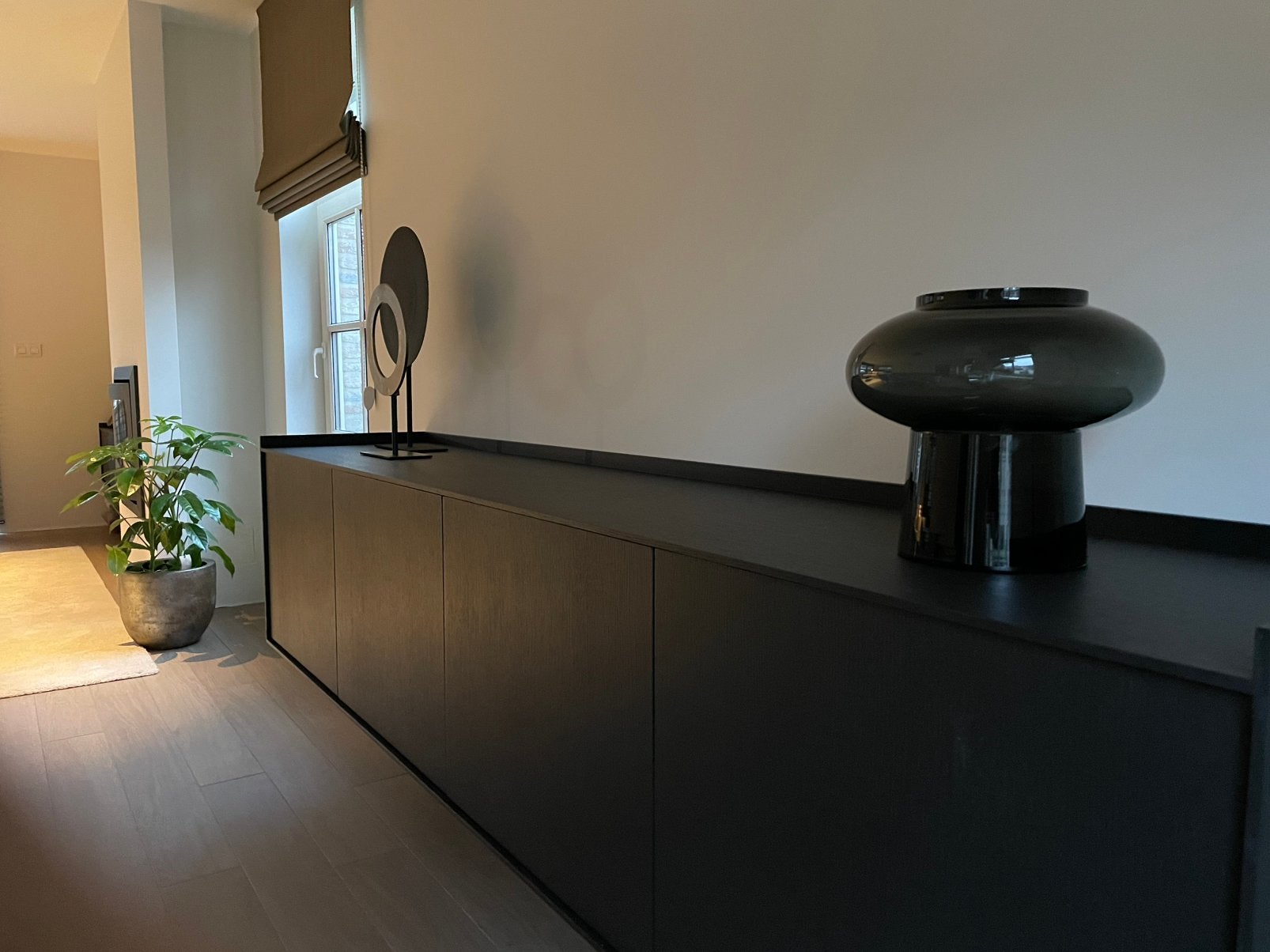 Hangkast Wengé/zwart Charell Home Interiors, Ophalen, Zo goed als nieuw