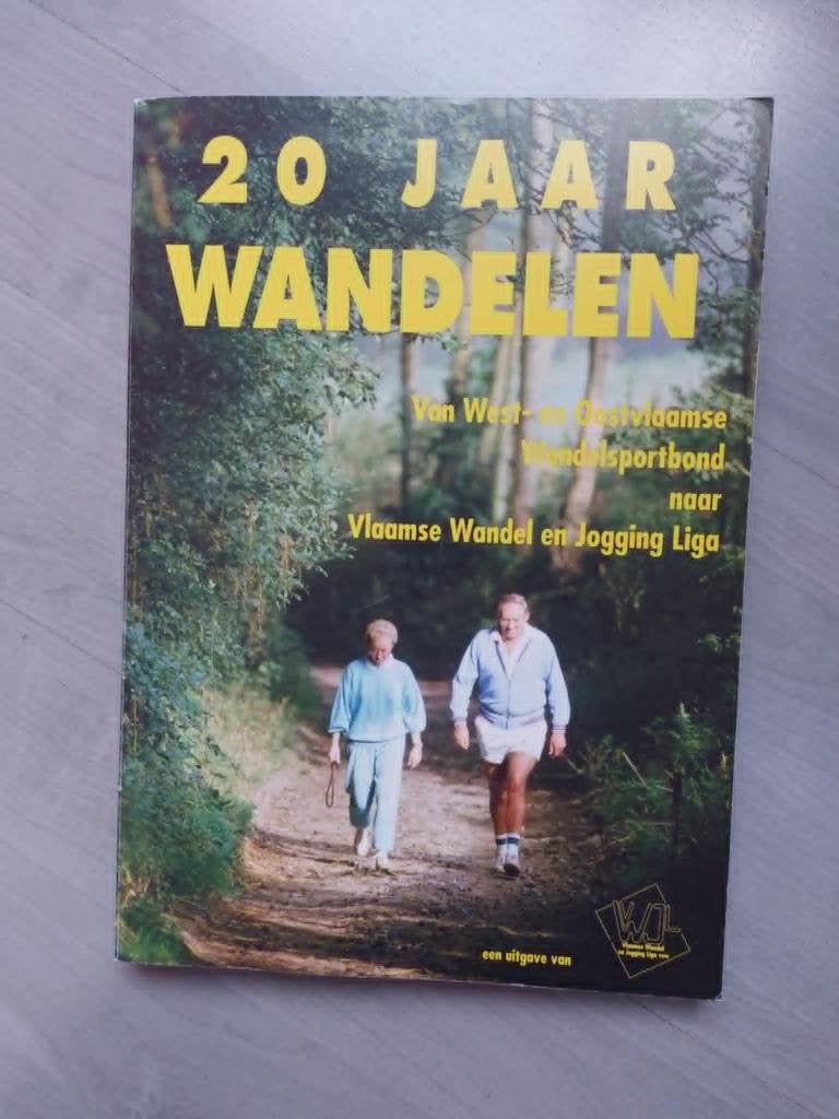 20 Jaar Wandelen. Van West- en Oostvlaamse Wandel, Ophalen, Zo goed als nieuw
