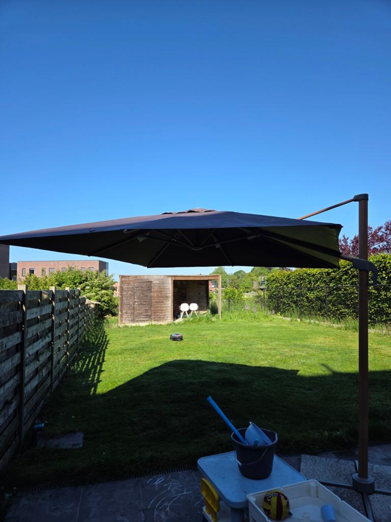 Axi Apollo zweefparasol, Ophalen, Zweefparasol