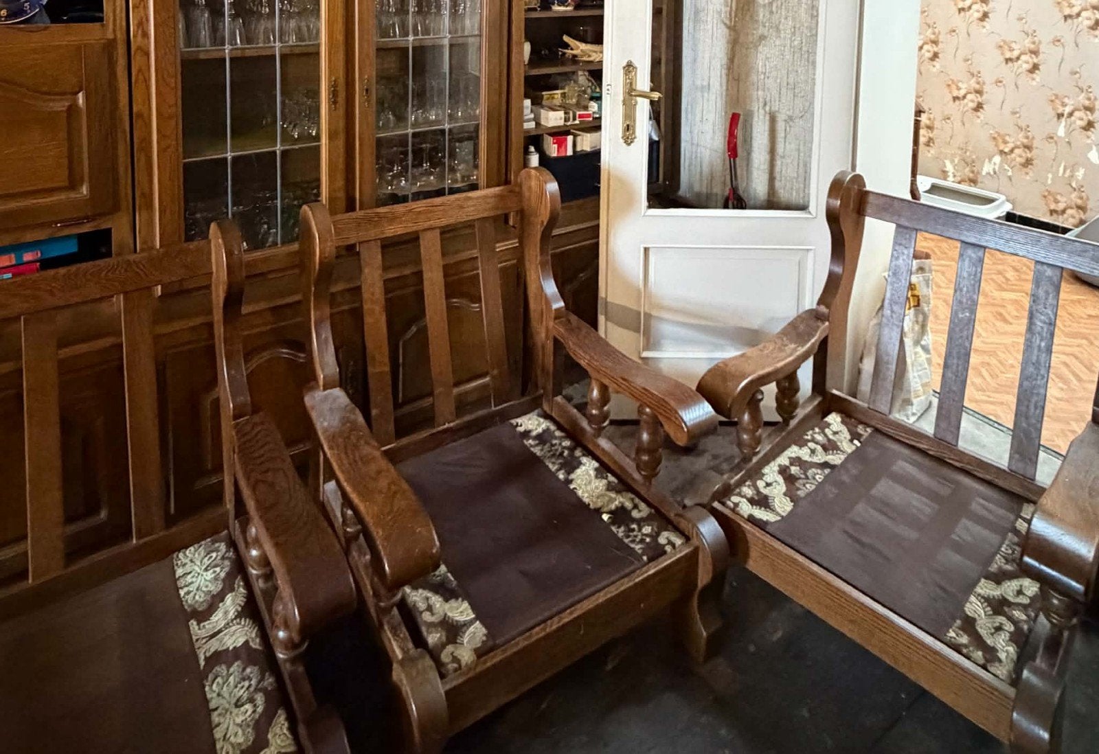 salon, Ophalen, Gebruikt, Vierpersoons of meer, Hout