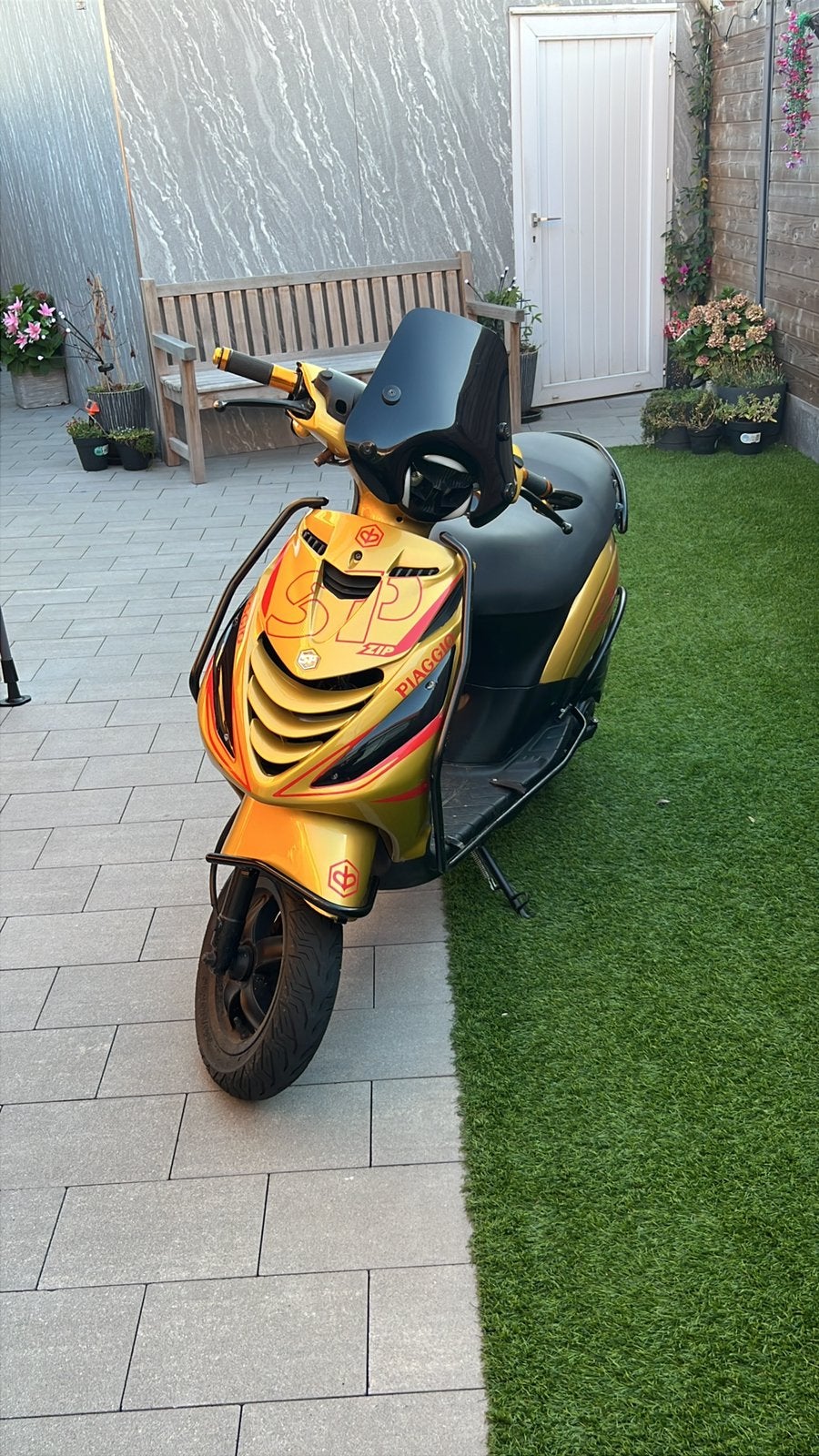 TEKOOP Piaggio Zip 50cc 4T A-Klasse 2v, Ophalen, Zo goed als nieuw, Zip