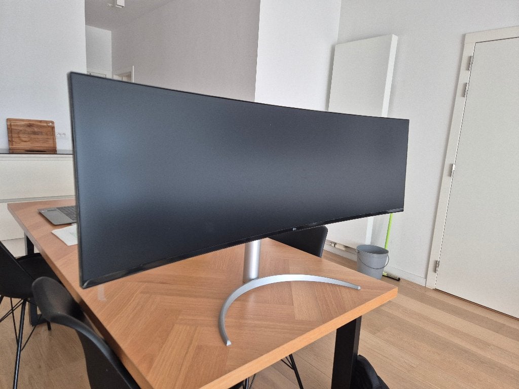 LG UltraWide 49WQ95C-W - 49 inch - 144 Hz, Computers en Software, Monitoren, IPS, 101 t/m 150 Hz, Hoofdtelefoonaansluiting, Zo goed als nieuw