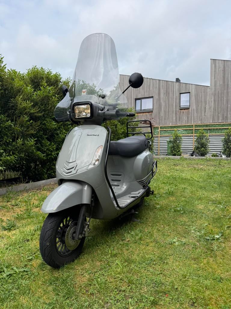 Scooter A klasse, Ophalen, Klasse A (25 km/u), Zo goed als nieuw, Benzine