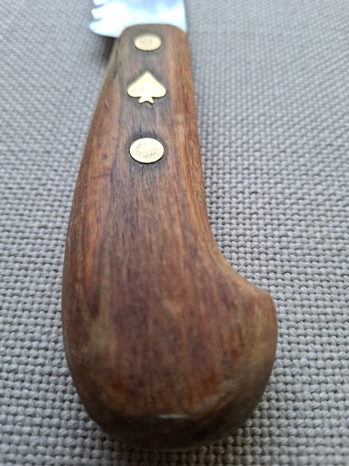 groot antiek mes van Herder Solingen, notenhouten heft, Antiek en Kunst, Ophalen of Verzenden
