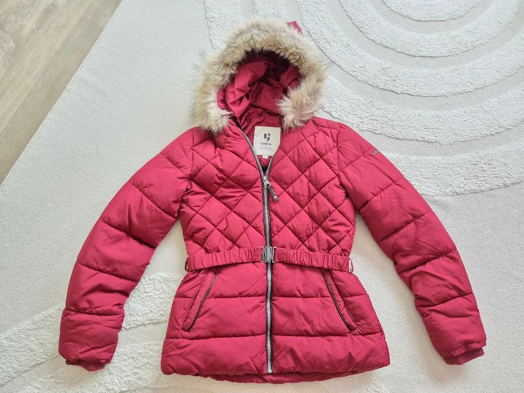 Bordeaux winterjas Garcia maat 164/170, Kinderen en Baby's, Ophalen, Meisje, Zo goed als nieuw, Garcia