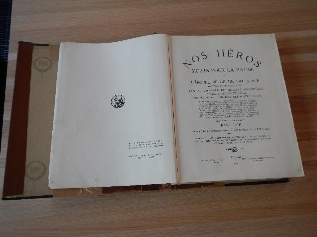 Nos héros morts pour la patrie, René Lyr, Boeken, Gelezen, Ophalen of Verzenden, Voor 1940, Algemeen