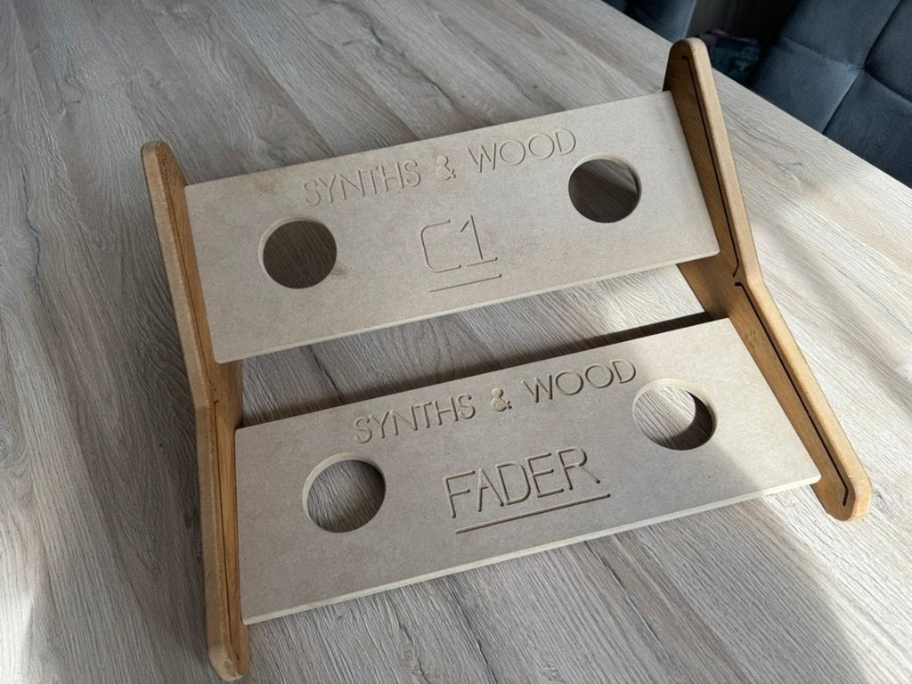 Standaard voor Softube Console 1 Mk1/Mk2, Ophalen of Verzenden, Zo goed als nieuw, Minder dan 5 kanalen