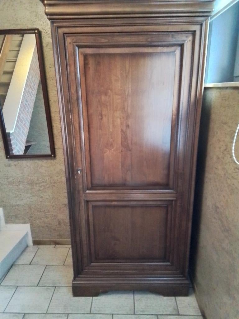 Halkasten, Cerisier, Utilisé, 50 à 75 cm, 150 à 200 cm