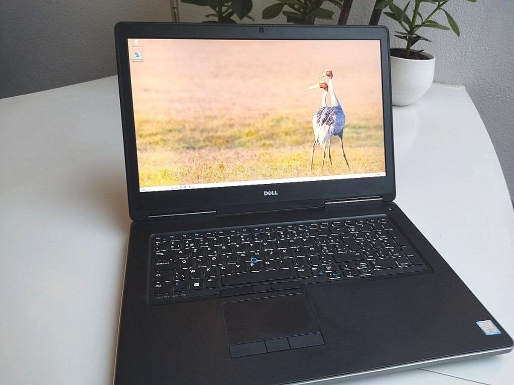 Dell Precision 7710 : station de travail de 17,3 pouces, 17 pouces ou plus, Intel Core i7 processor, 512 GB, Enlèvement