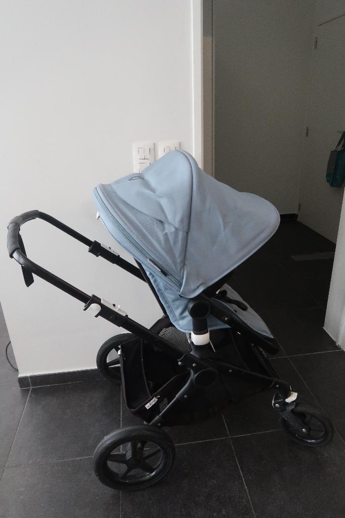 Bugaboo Fox Kinderwagen 2-in-1 -  Wieg & Stoel + regehoes, Gebruikt, Bugaboo, Combiwagen, Verstelbare duwstang