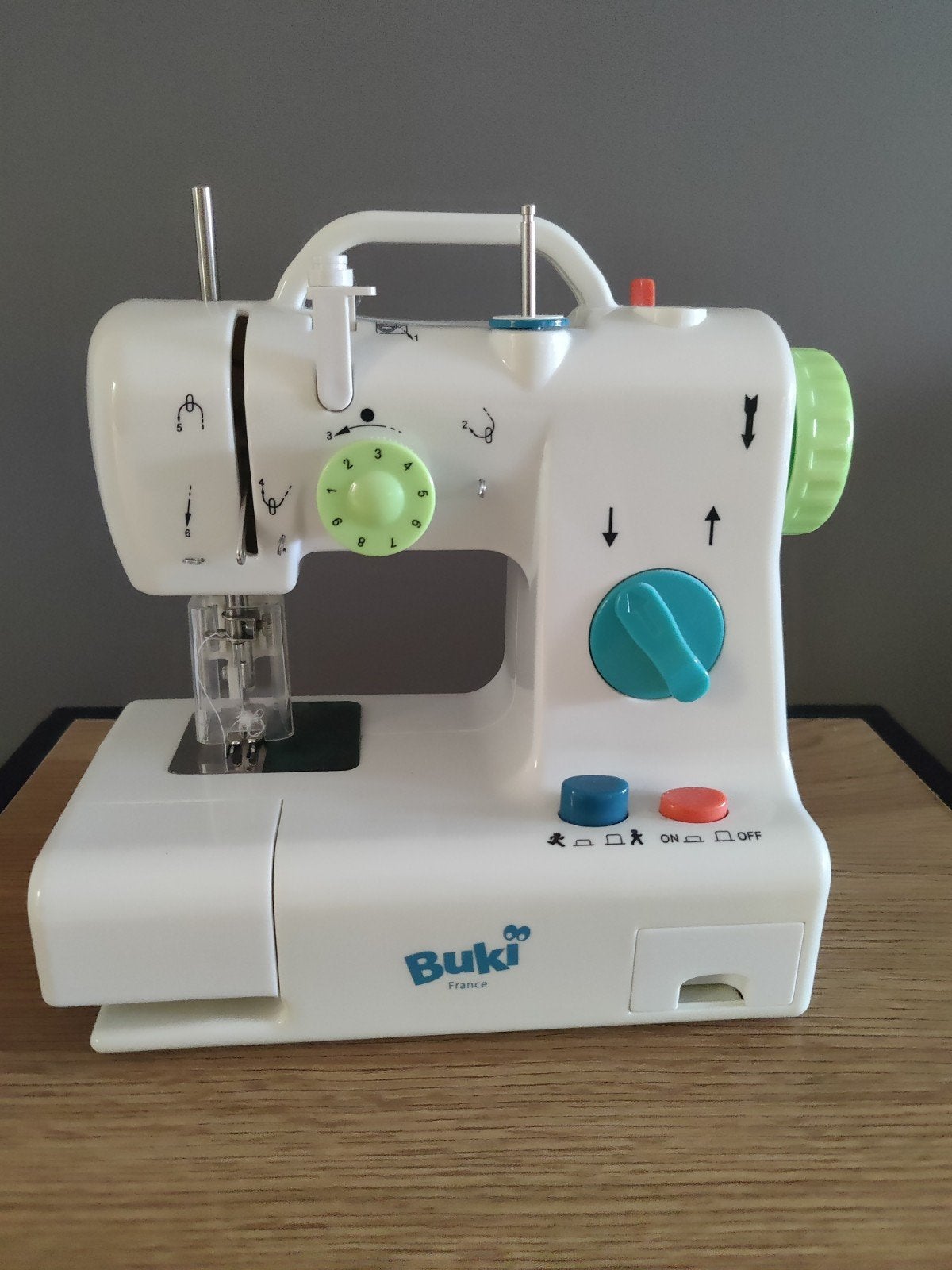Kinder naaimachine, Ophalen