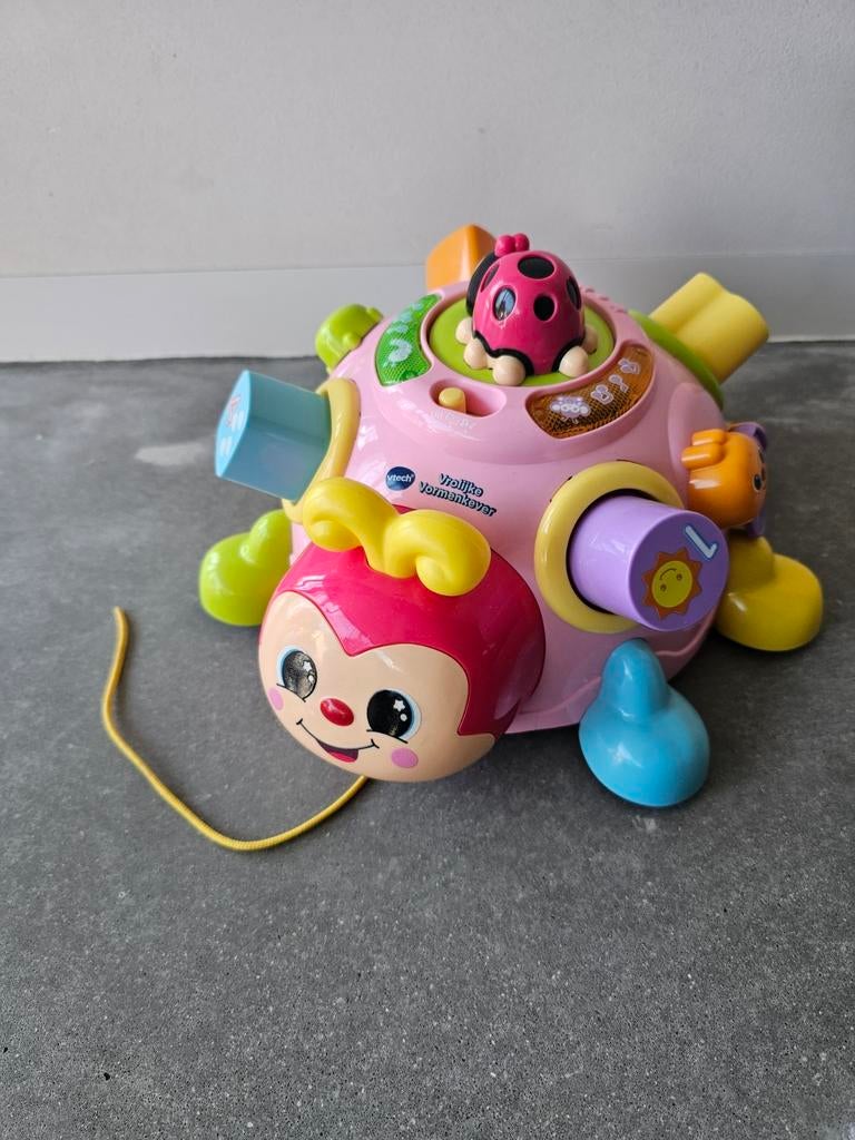 V- tech super lieveheerstbeestje met vormen, Immo