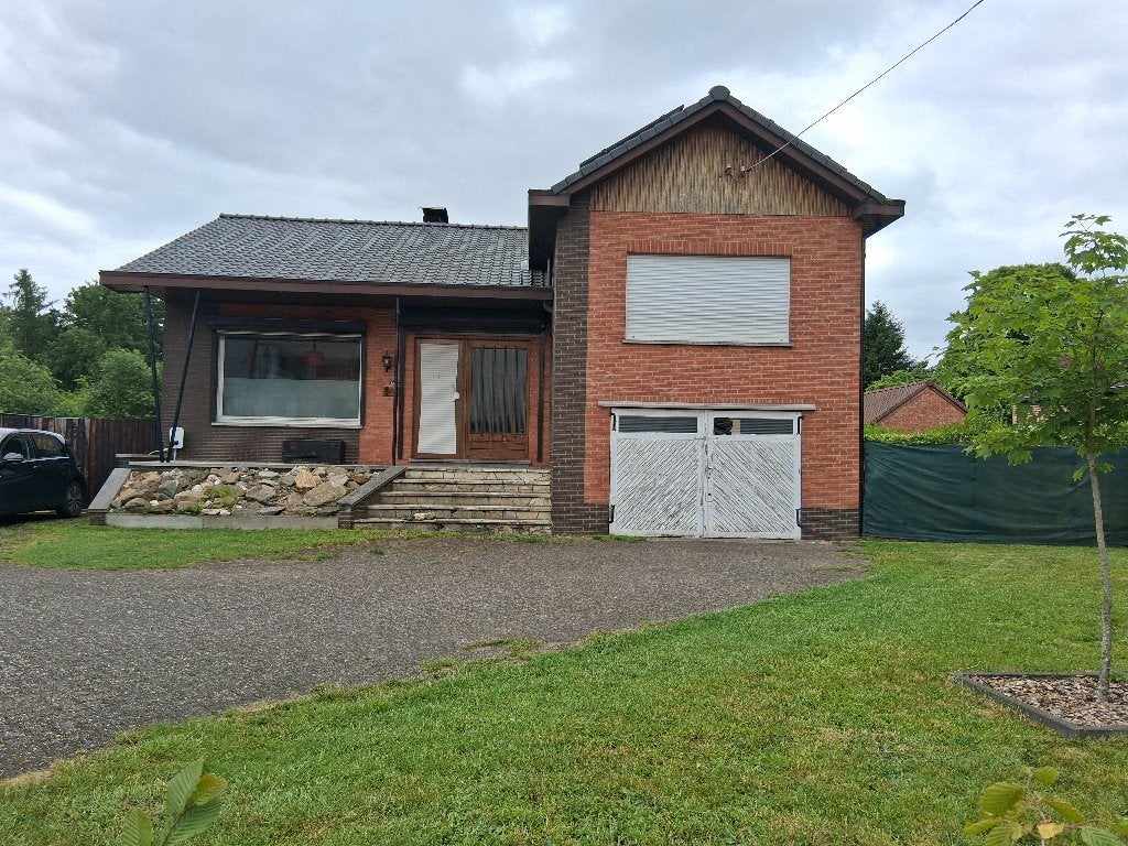 deels gerenoveerde woning met loods, Immo, 270 kWh/m²/jaar, 1000 tot 1500 m², Vrijstaande woning, 3 kamers