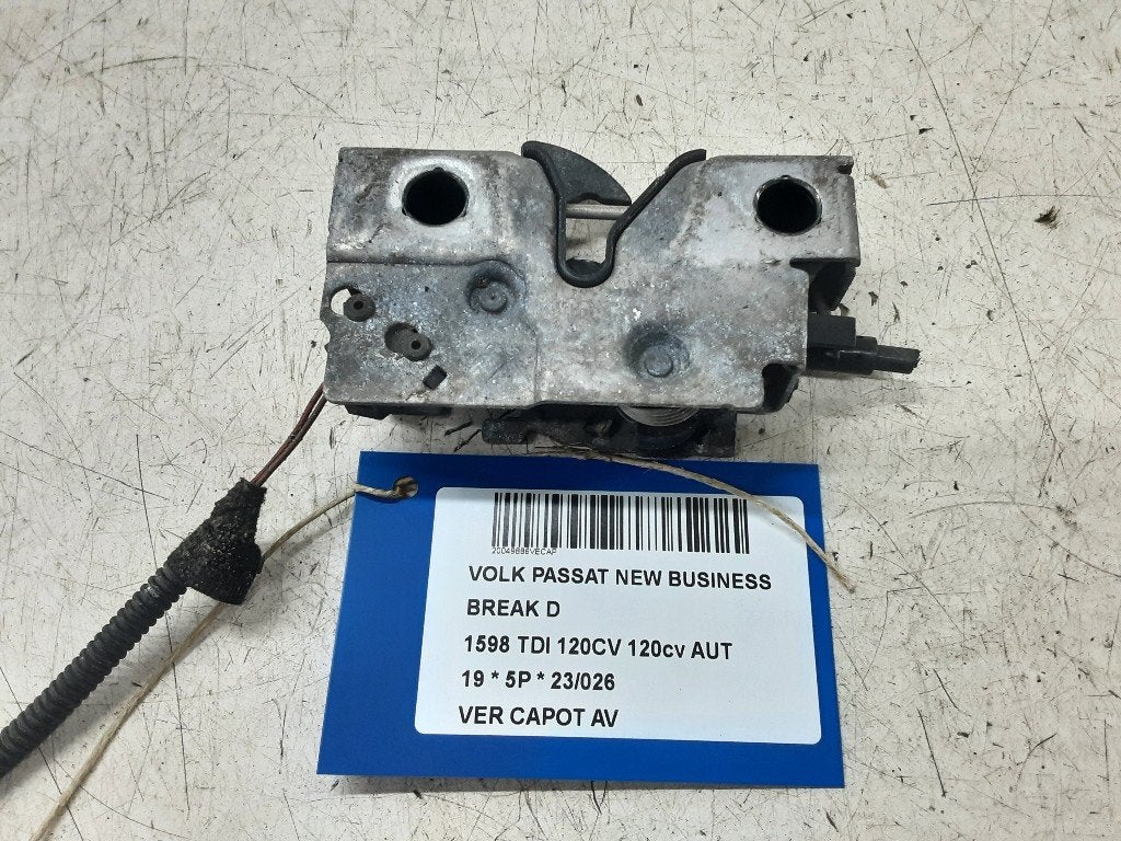 SERRURE CAPOT Volkswagen Passat Variant (3G5), Autos : Pièces & Accessoires, Volkswagen, Mevr. I. Hauben, Utilisé, Rue de l'Espoir 34 34
4030  GRIVEGNÉE, BE