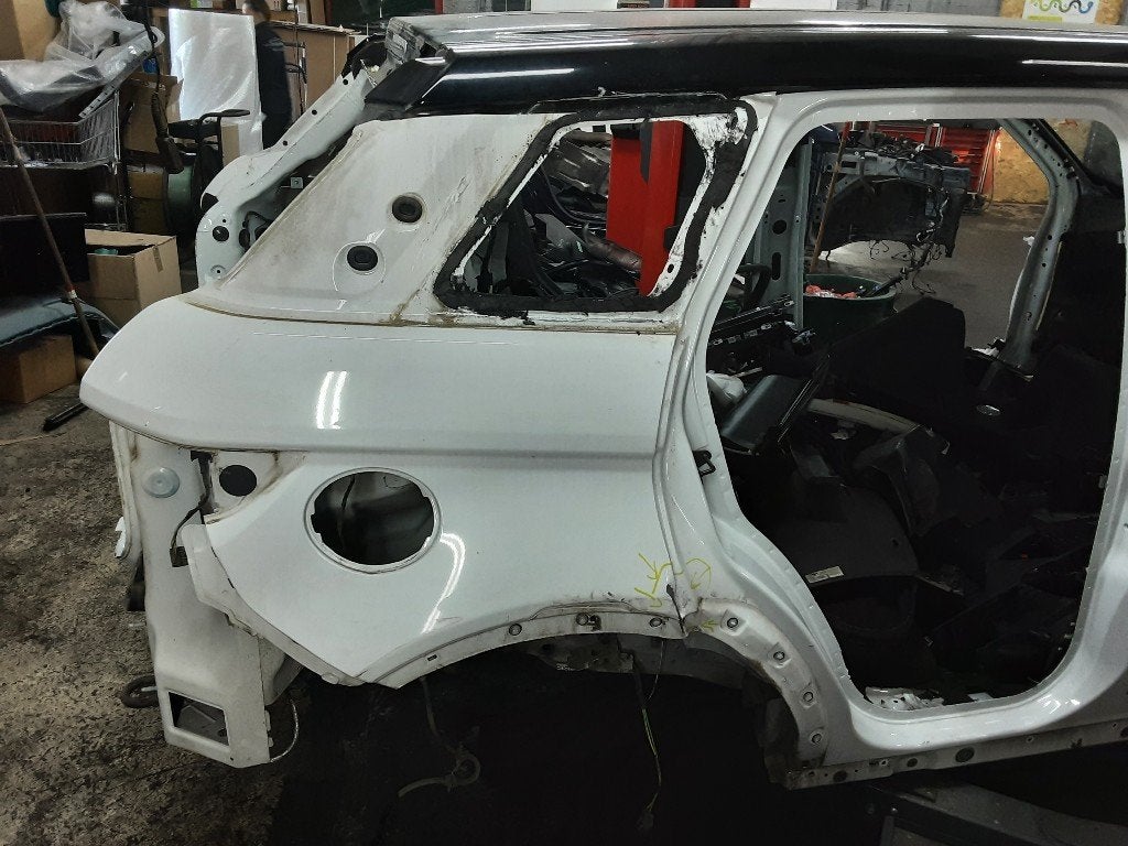 SPATBORD RECHTS ACHTER Land + Range Rover, Auto-onderdelen, Mevr. I. Hauben, Achter, Spatbord, Rue de l'Espoir 34 34
4030  GRIVEGNÉE, BE