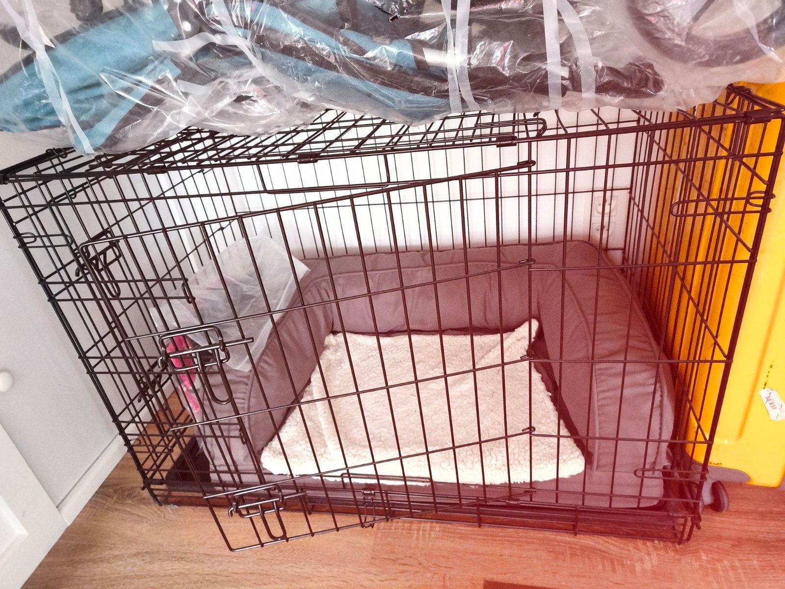 a vendre cage d intérieur pour chien, Neuf, 65 à 100 cm, Enlèvement, Niche à chien