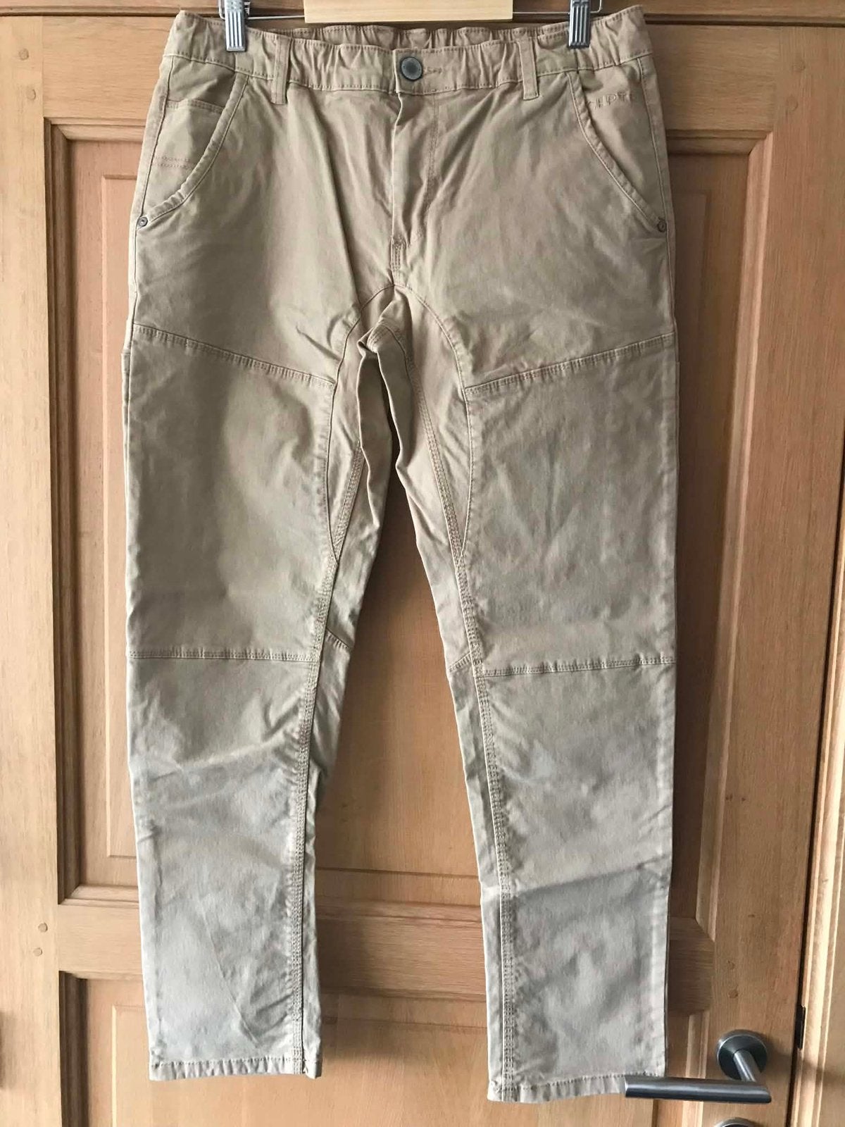 Broek maat W33, Kleding | Heren, Broeken en Pantalons, Nieuw, Maat 52/54 (L), Beige, Ophalen of Verzenden